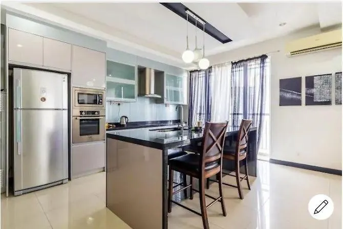 Duplex Apartment In Bukit Bintang For Rent Куала-Лумпур